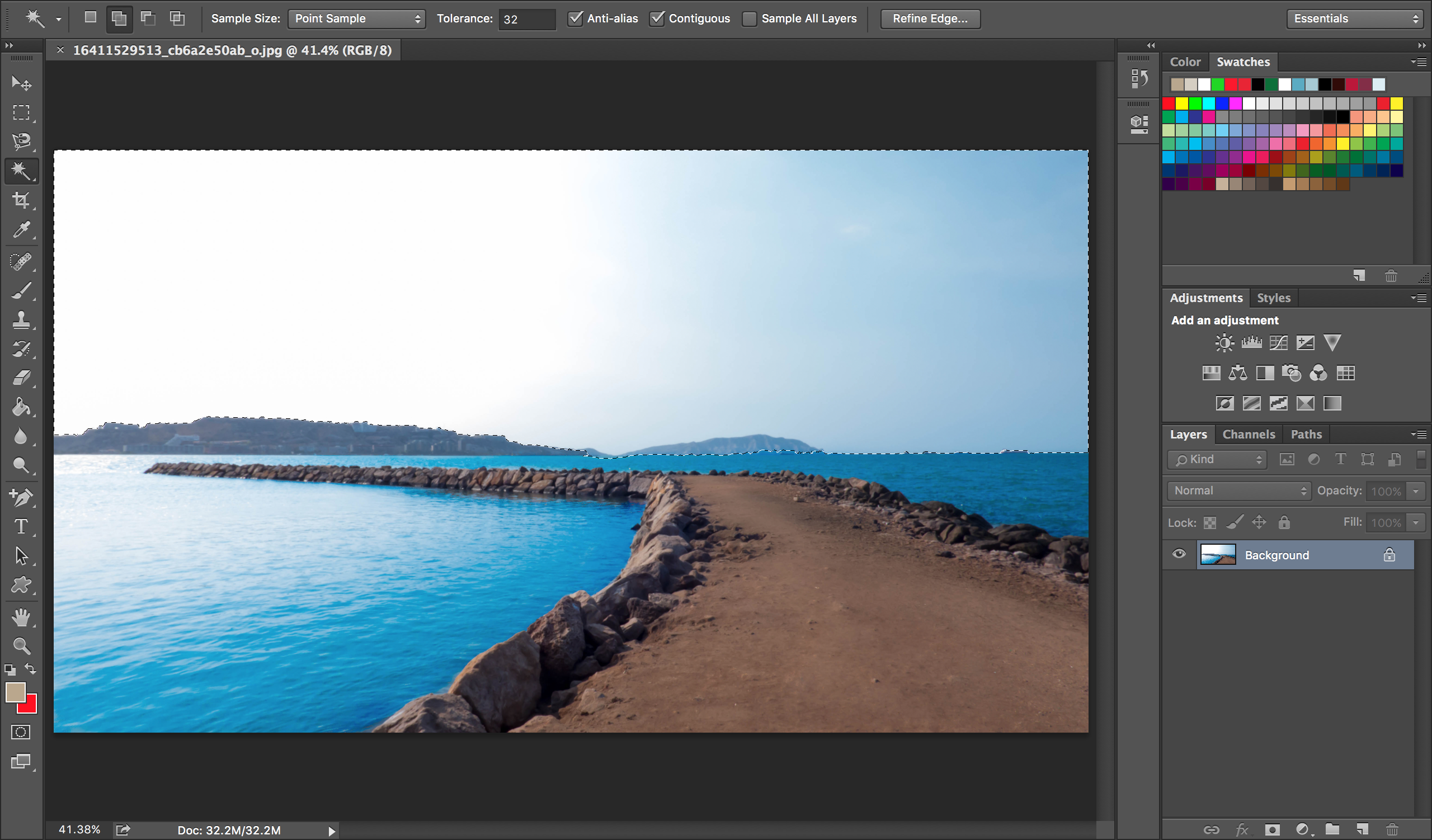 Photoshop screenshot - building a PC for photo editing and graphic design